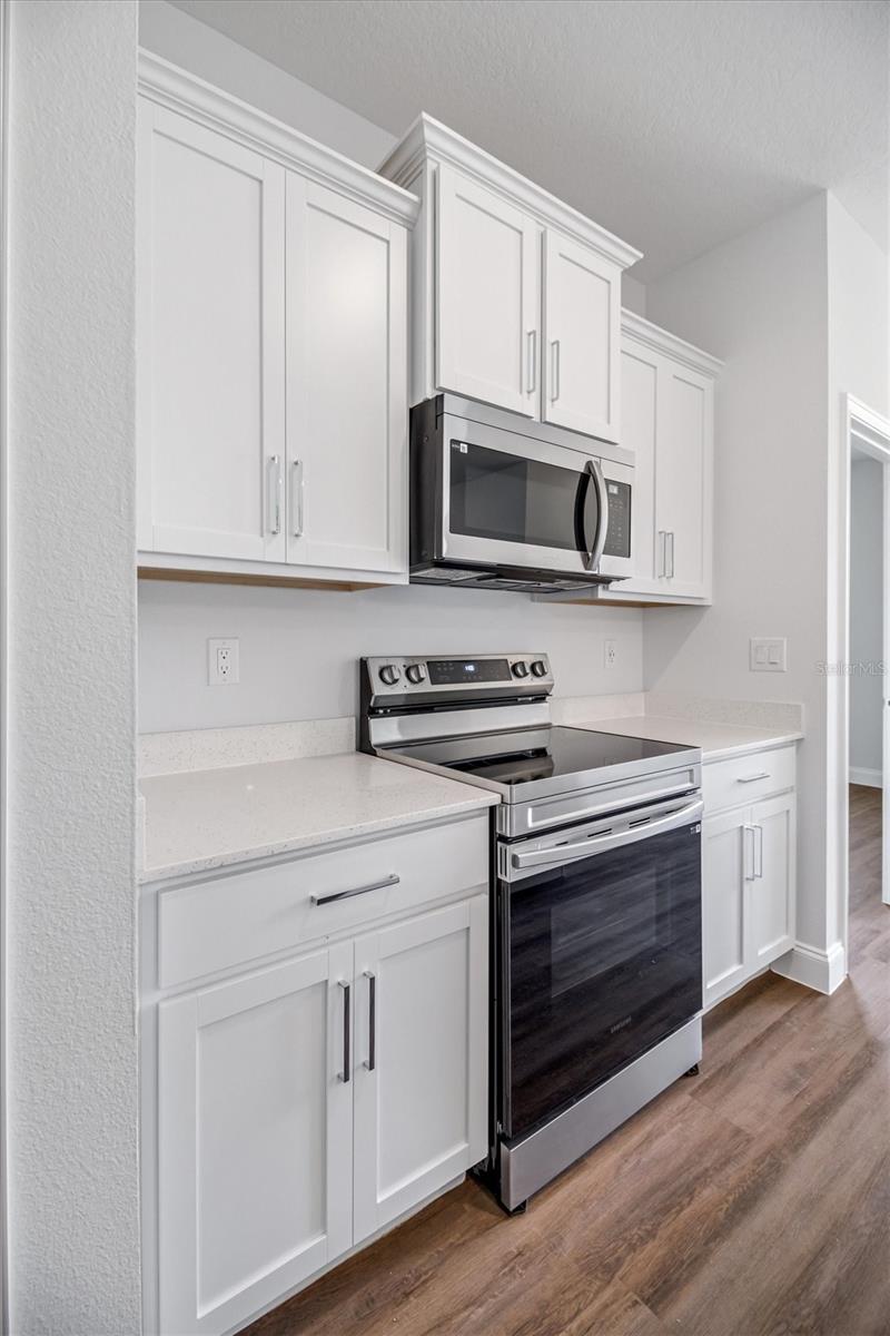 Image 7 of 22 For 21 Utica Path