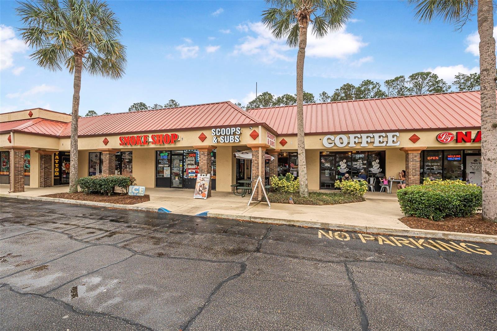 Image 10 of 23 For 223 St. Joe Plaza