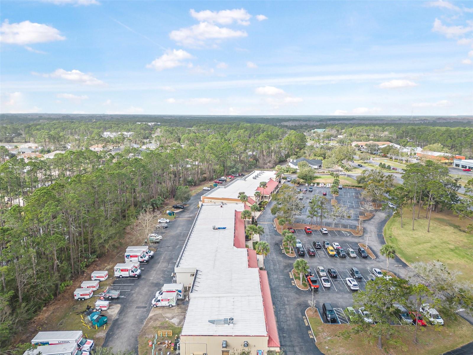 Image 5 of 23 For 223 St. Joe Plaza