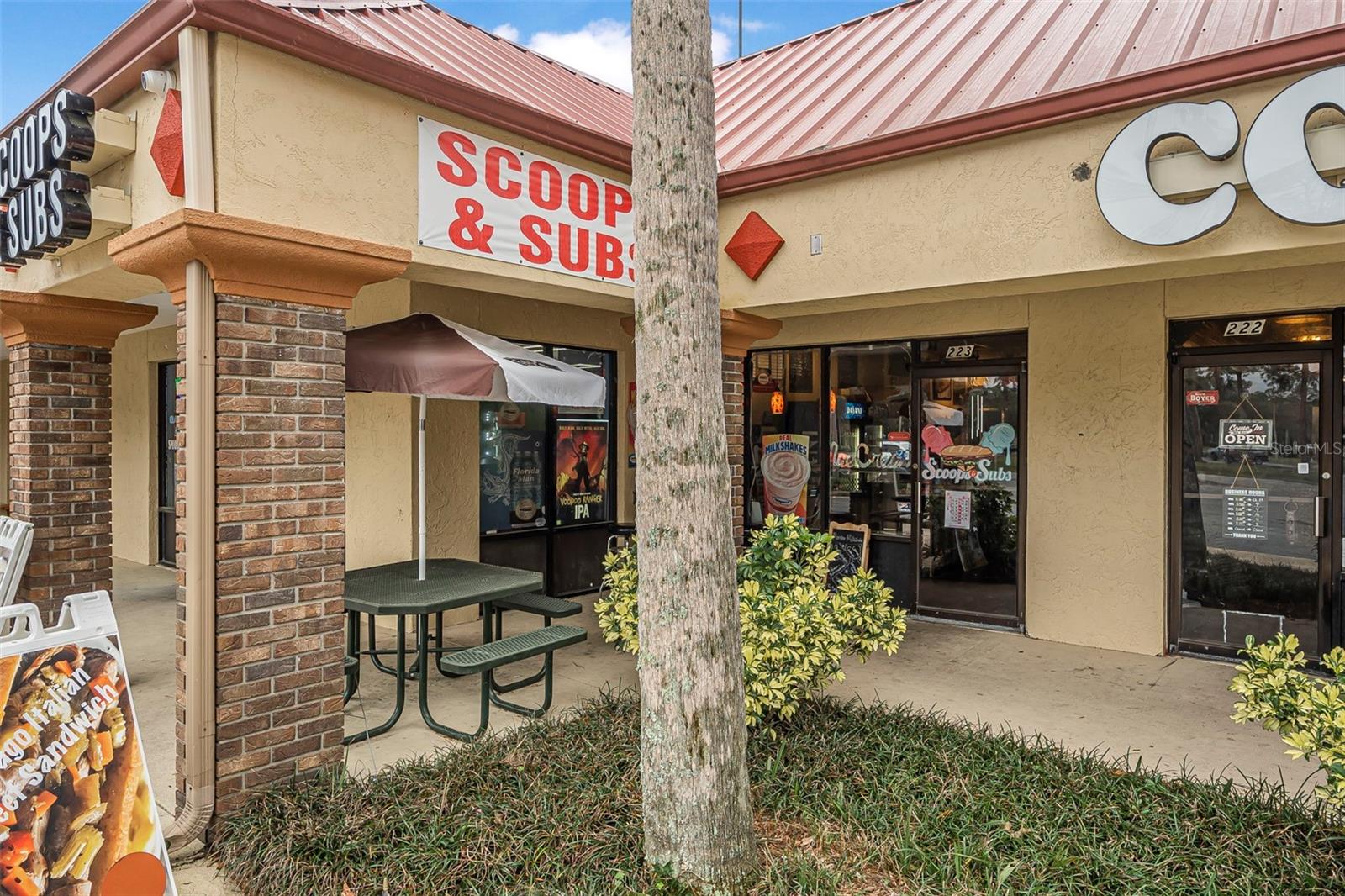 Image 9 of 23 For 223 St. Joe Plaza