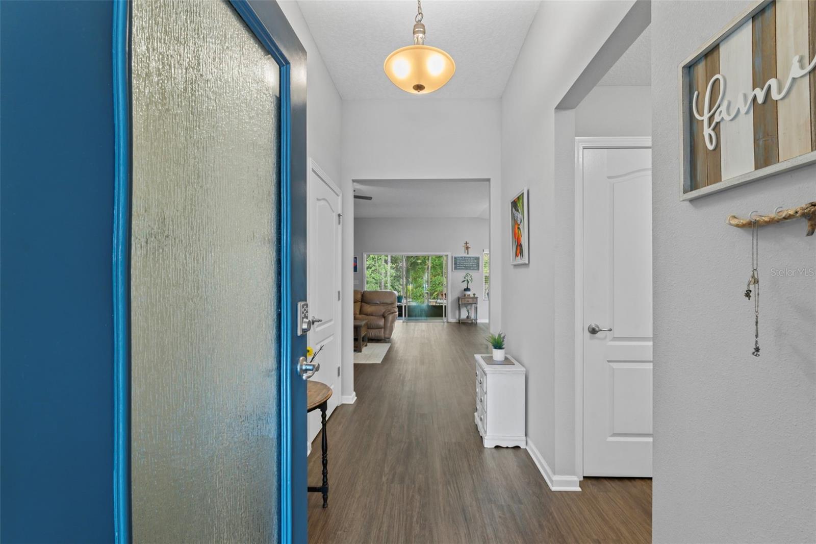 Image 3 of 49 For 324 Palace Drive
