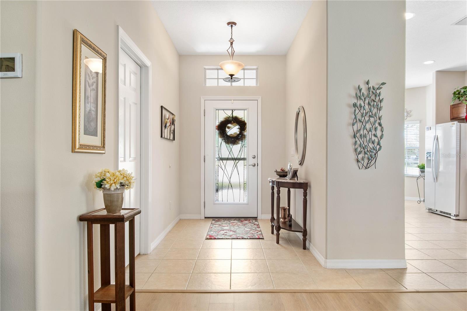 Image 9 of 64 For 14 Royale Lane