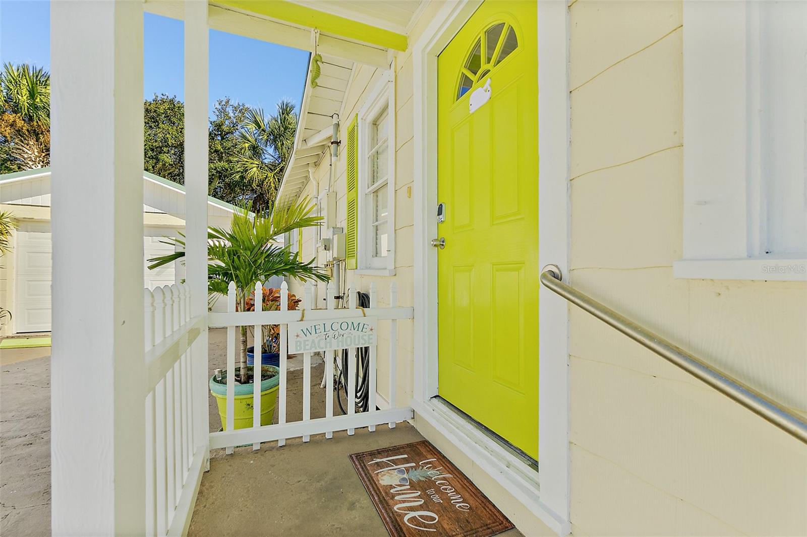 Image 22 of 29 For 409 Daytona Avenue
