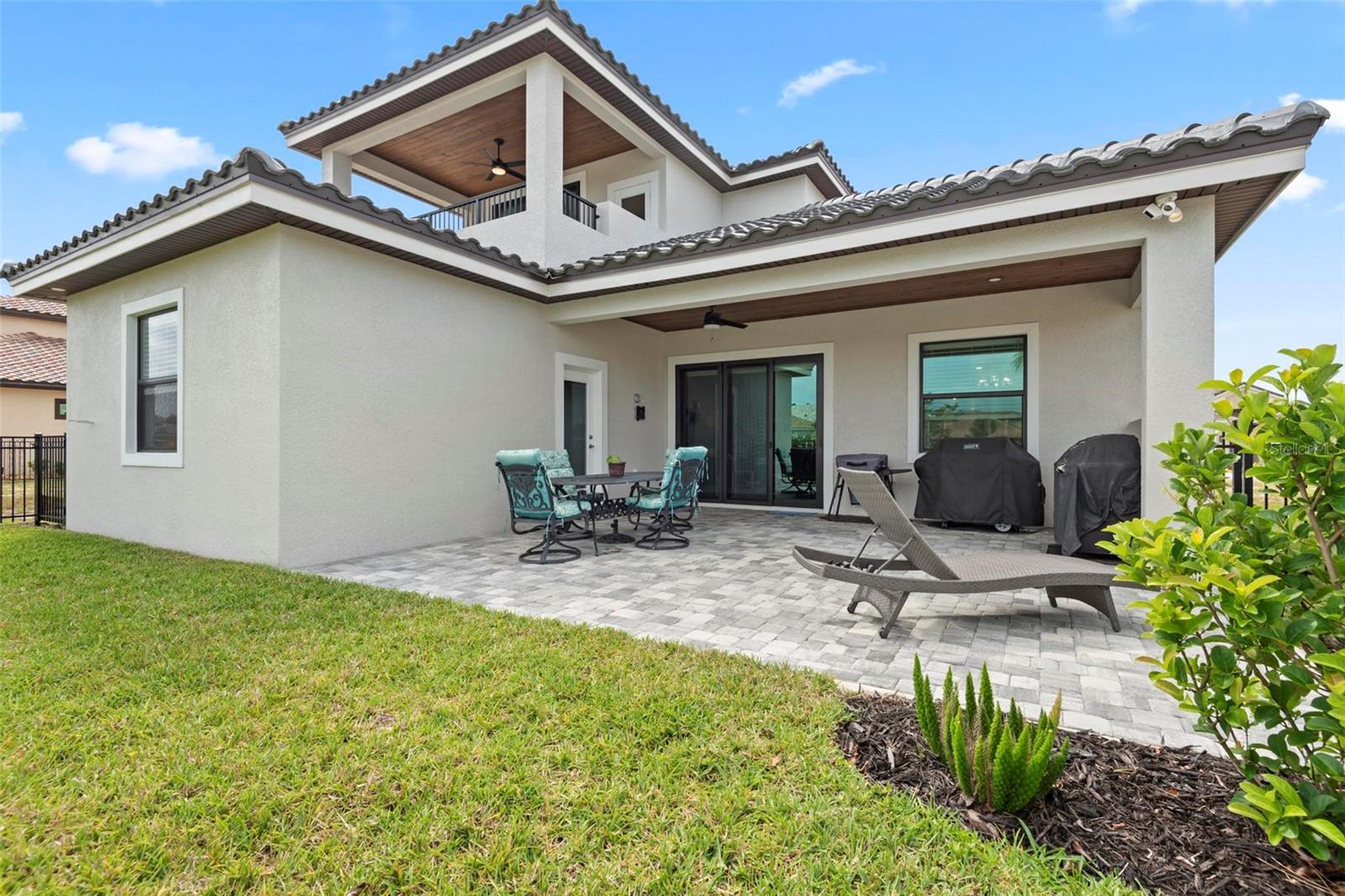 Image 64 of 96 For 7 Menorca Way