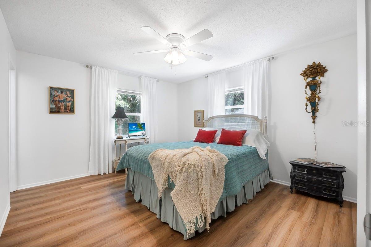 Image 10 of 35 For 1617 Orange Tree Drive