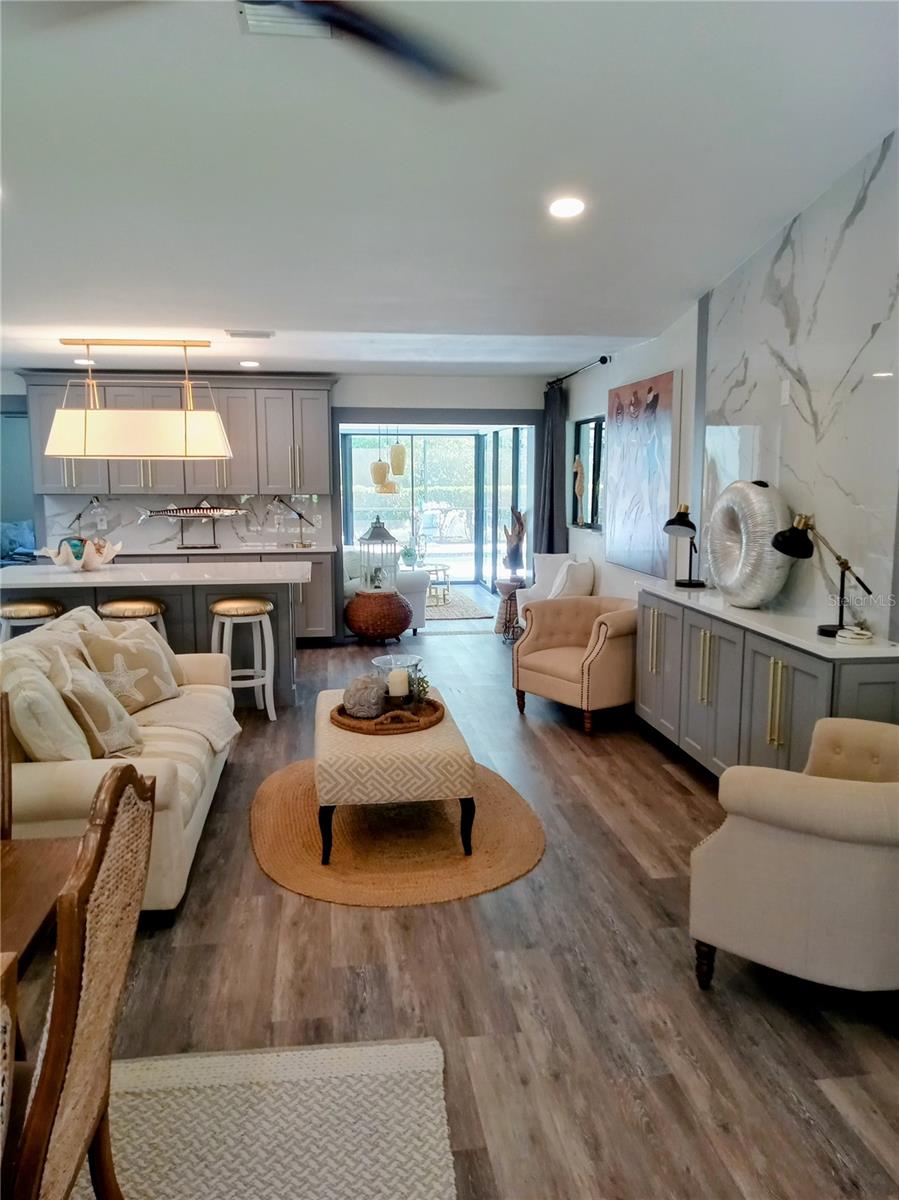 Image 11 of 29 For 112 Bridgehaven Drive