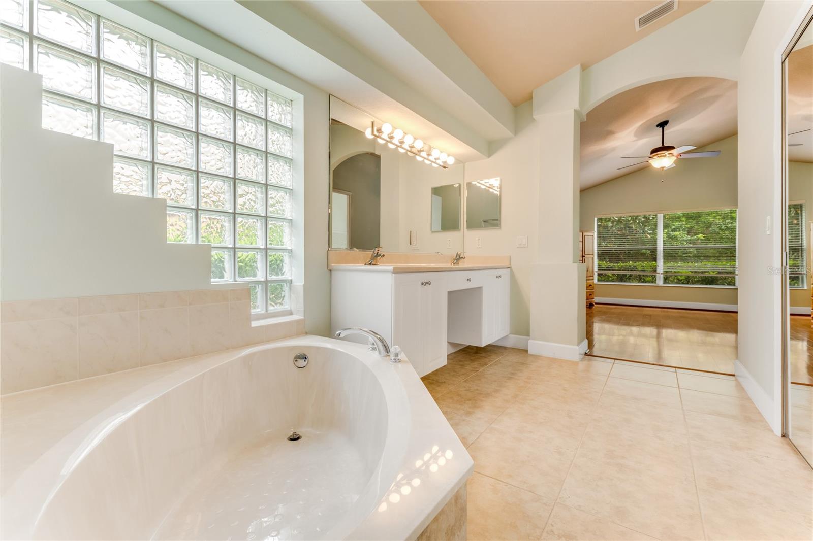 Image 17 of 40 For 1169 Kilkenny Lane