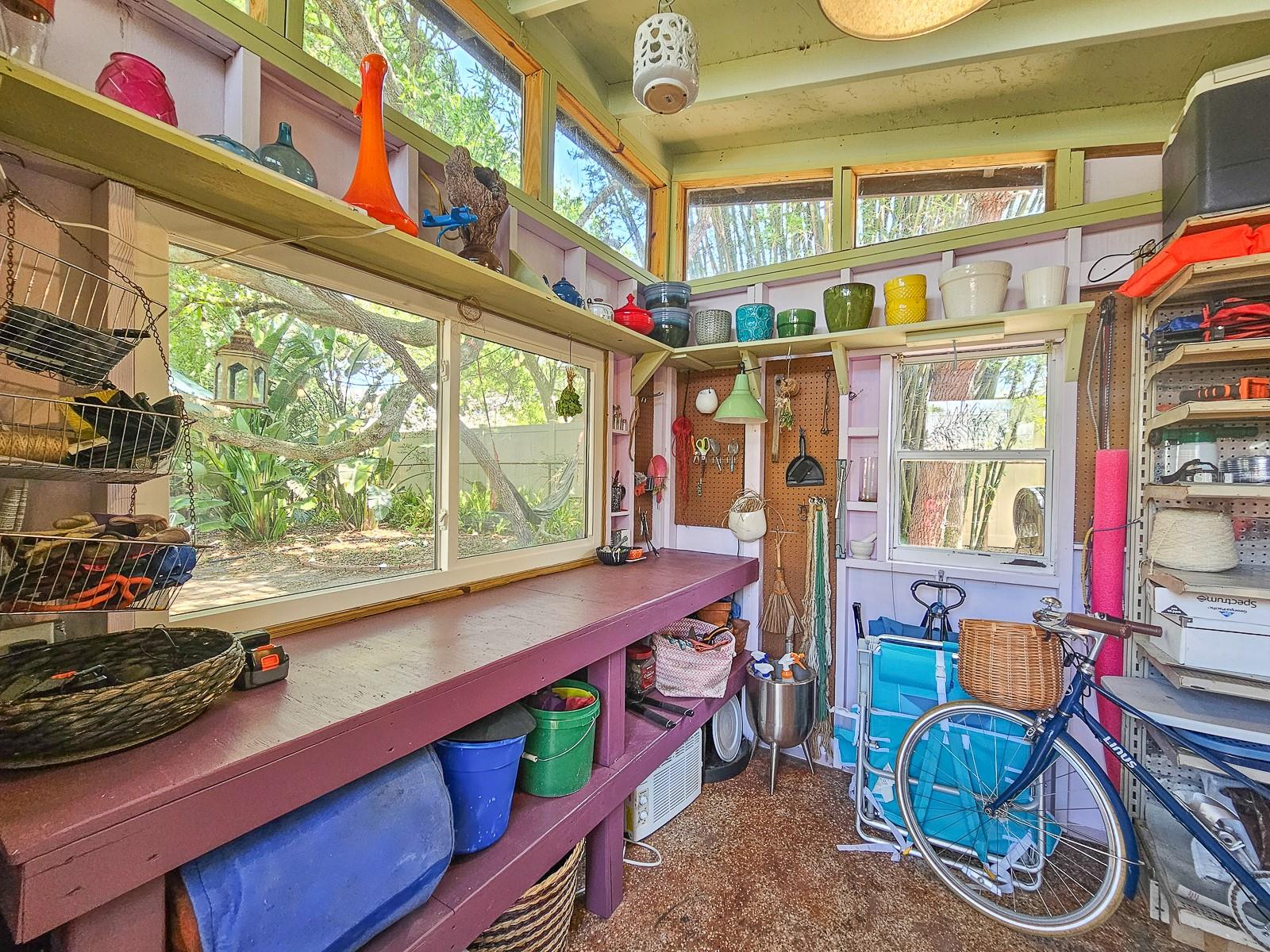 Image 32 of 62 For 2657 Annette Street