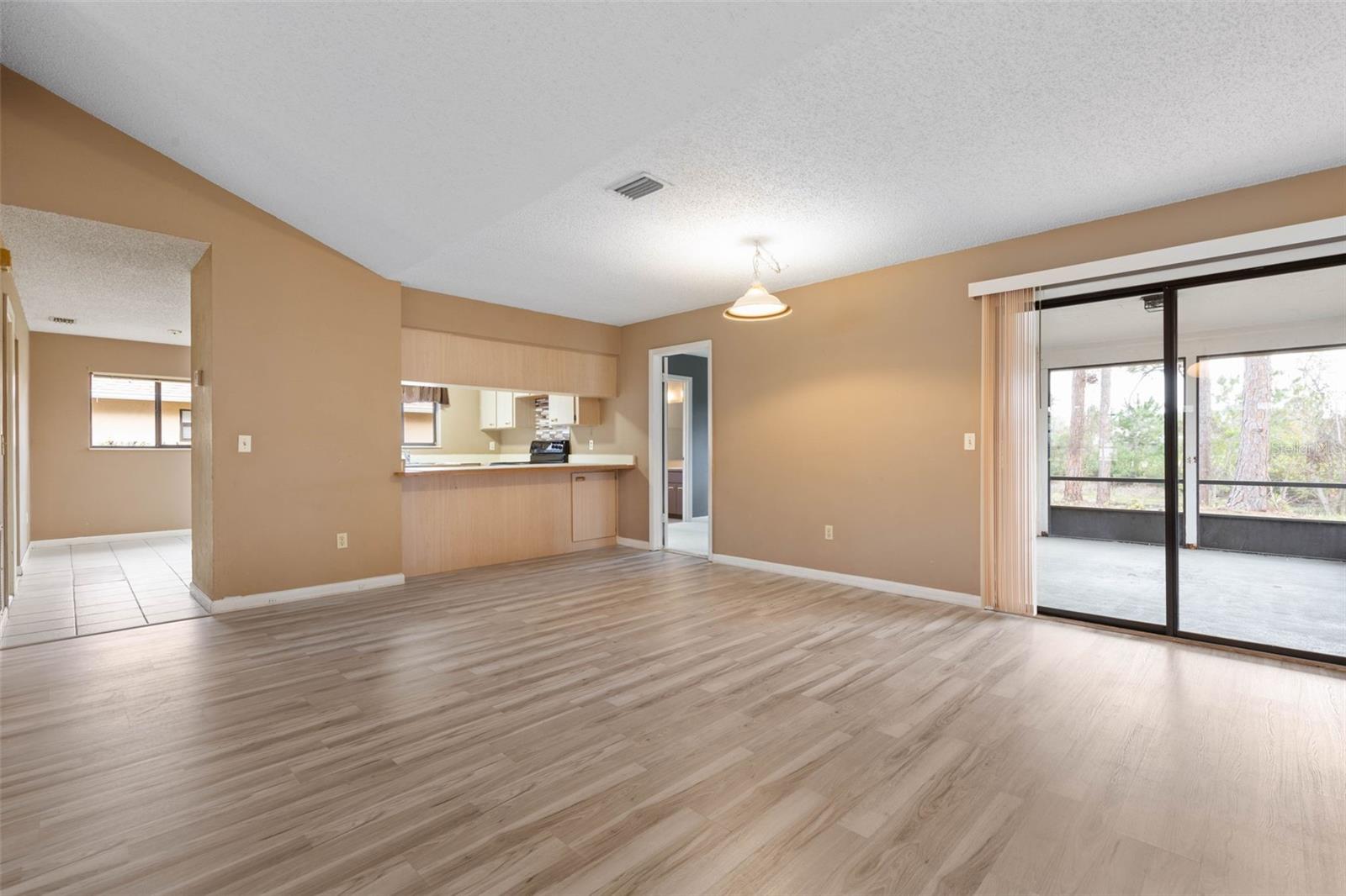 Image 9 of 71 For 100 Westbury Lane