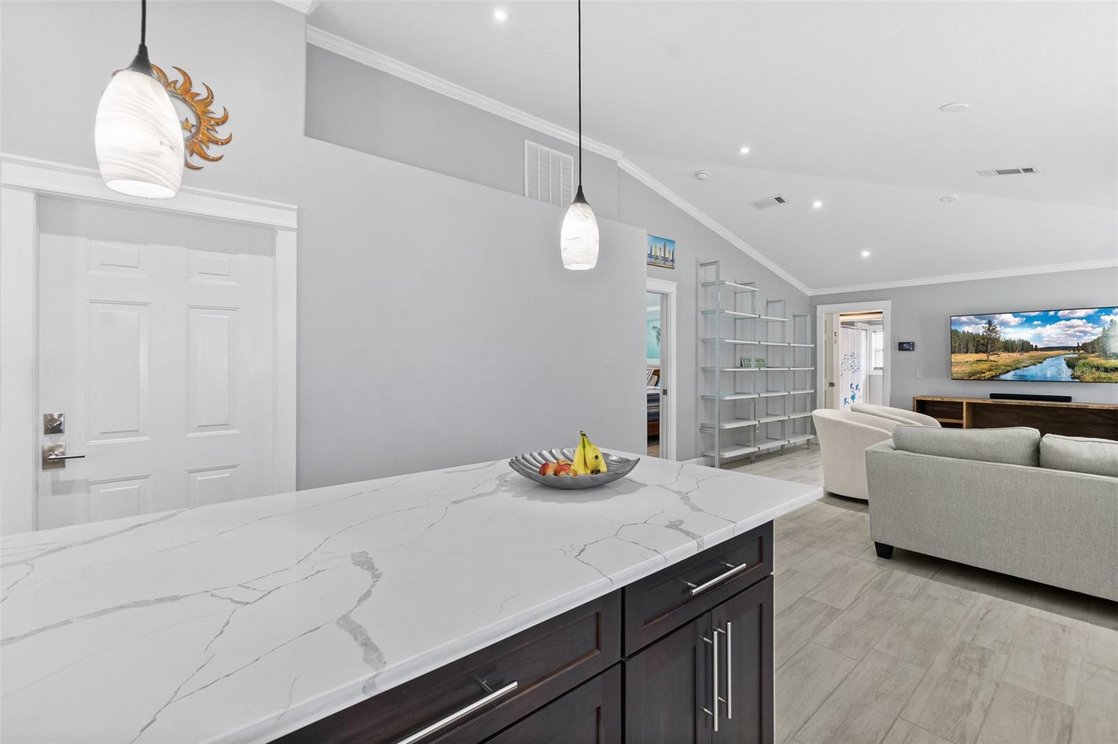 Image 16 of 40 For 320 7th Street