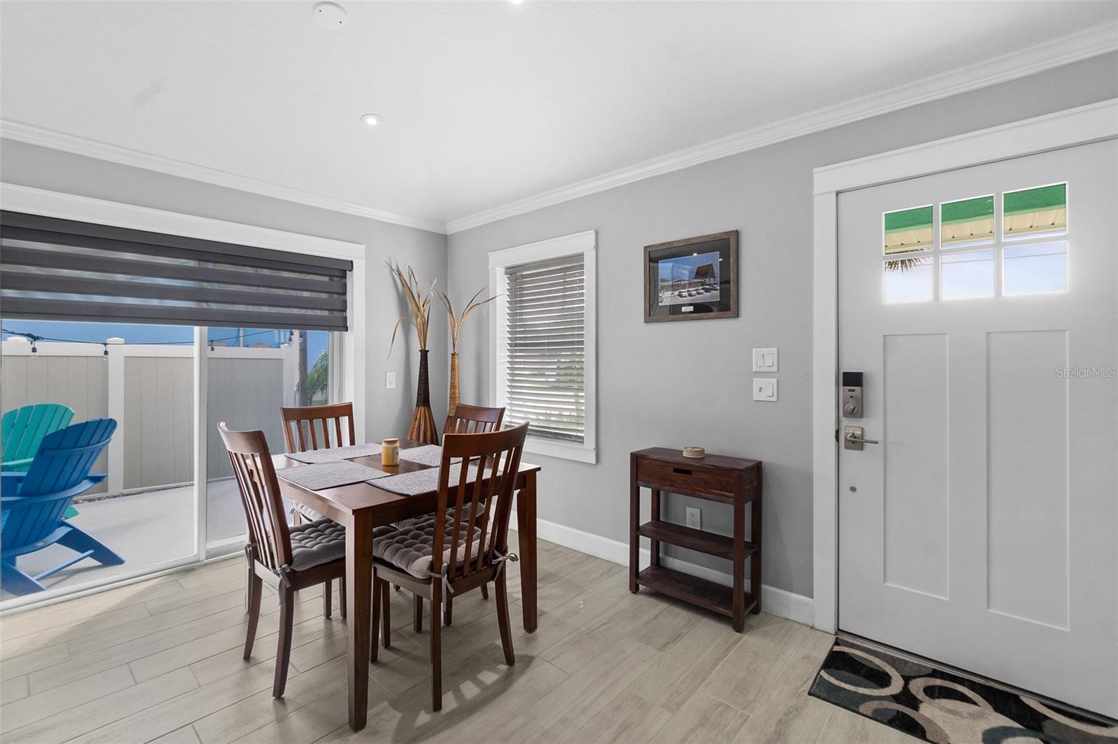Image 8 of 40 For 320 7th Street