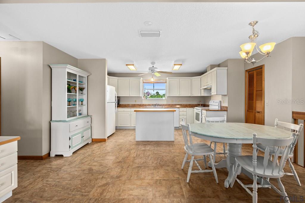 Image 10 of 49 For 1951 Daytona Avenue