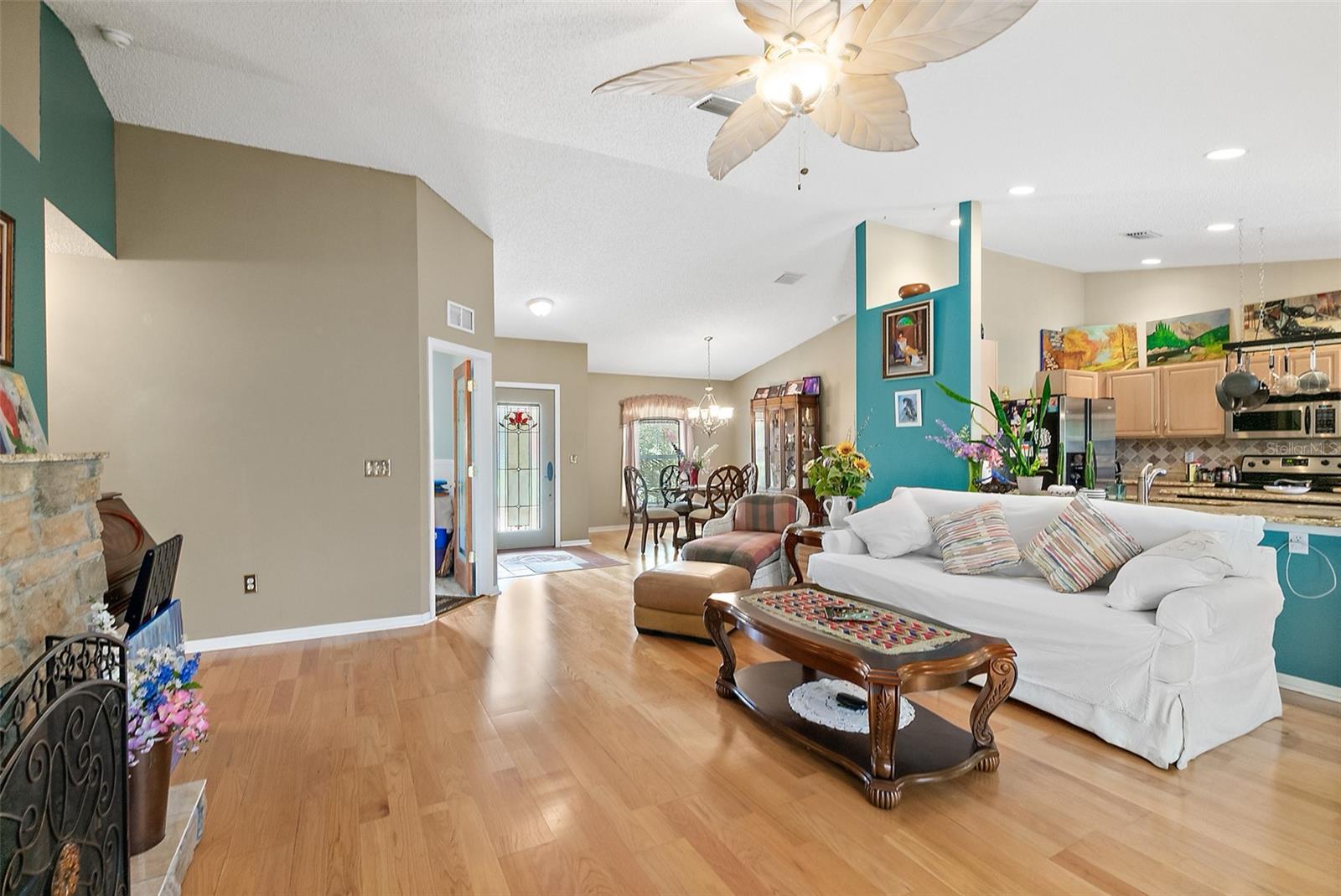 Image 10 of 39 For 19 Kannapolis Place