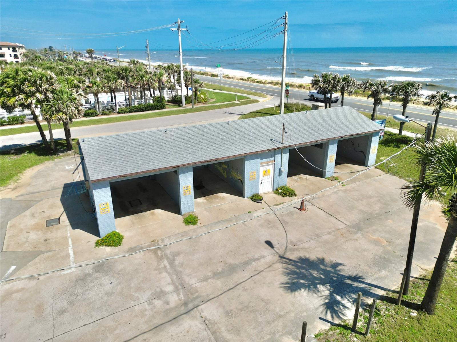 Image 5 of 12 For 2299 Oceanshore Boulevard