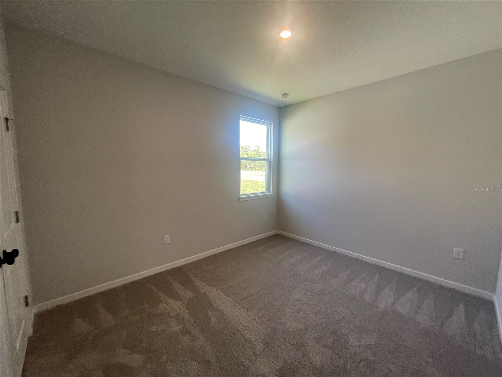Image 18 of 56 For 230 Montgomery Court