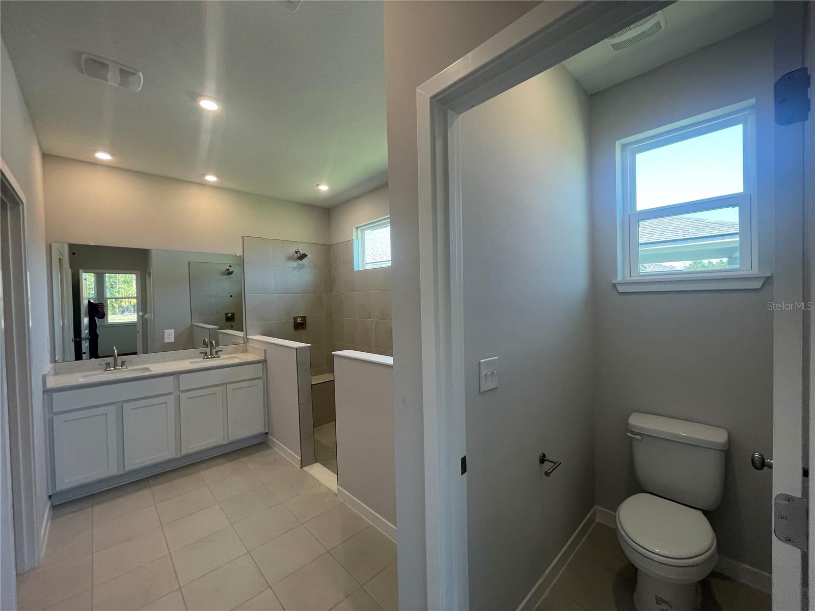 Image 33 of 56 For 230 Montgomery Court