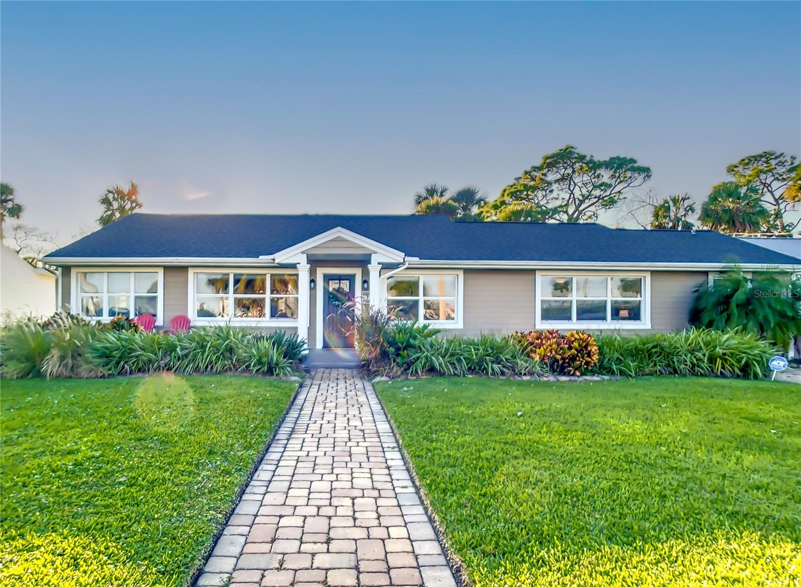 Image 2 of 57 For 762 Beach Street