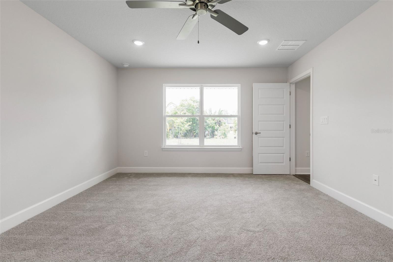 Image 18 of 35 For 12 Squanto Place