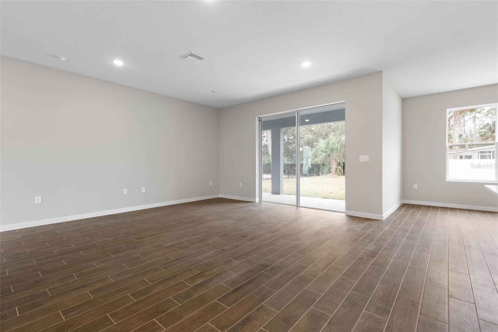 Image 6 of 15 For 48 Rolling Sands Drive