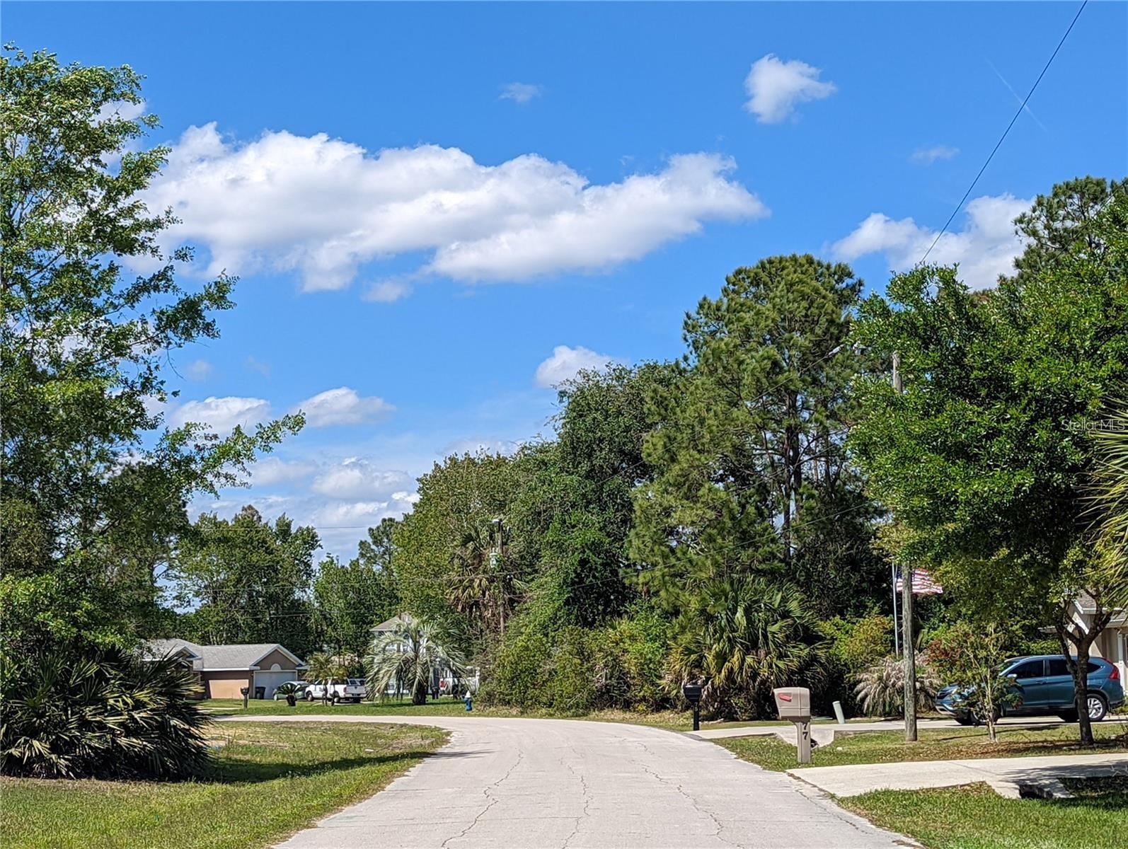 Image 3 of 12 For 81 Pine Haven Dr