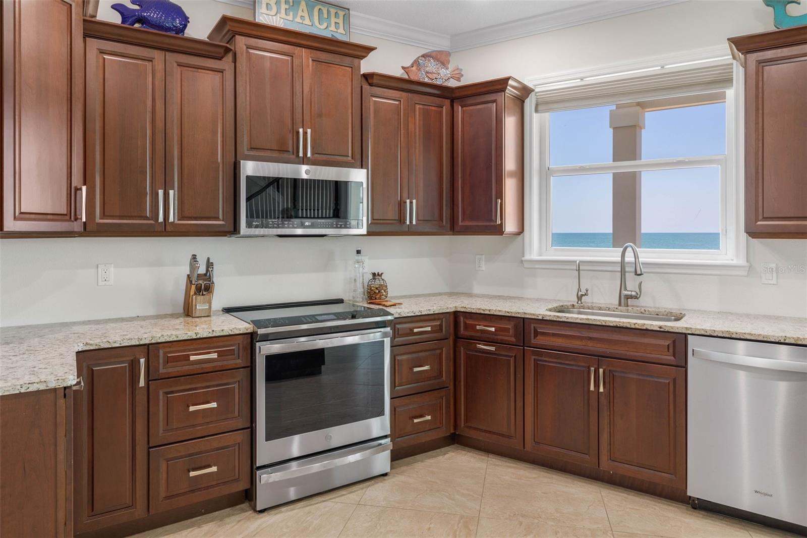 Image 14 of 83 For 3303 Ocean Shore Boulevard