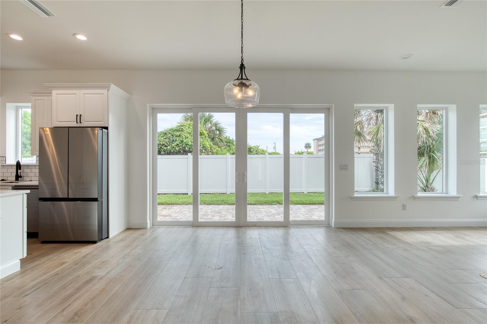 Image 12 of 64 For 32 Ocean Breeze Circle