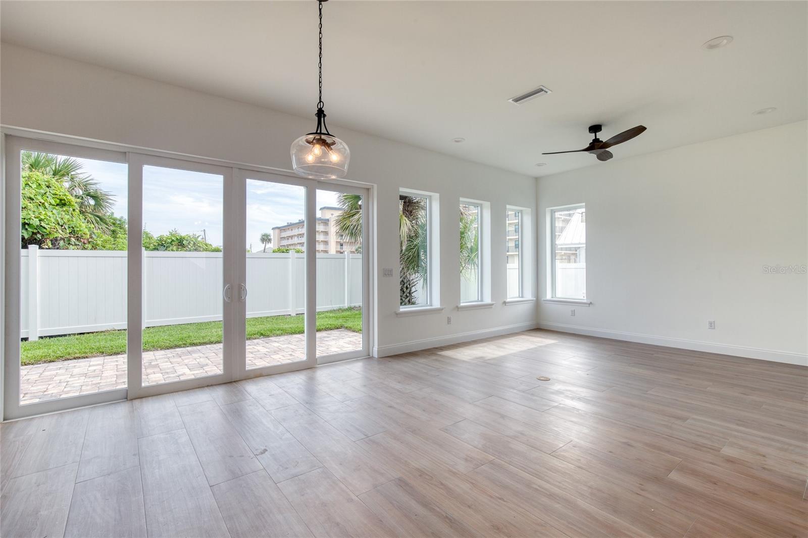 Image 14 of 64 For 32 Ocean Breeze Circle