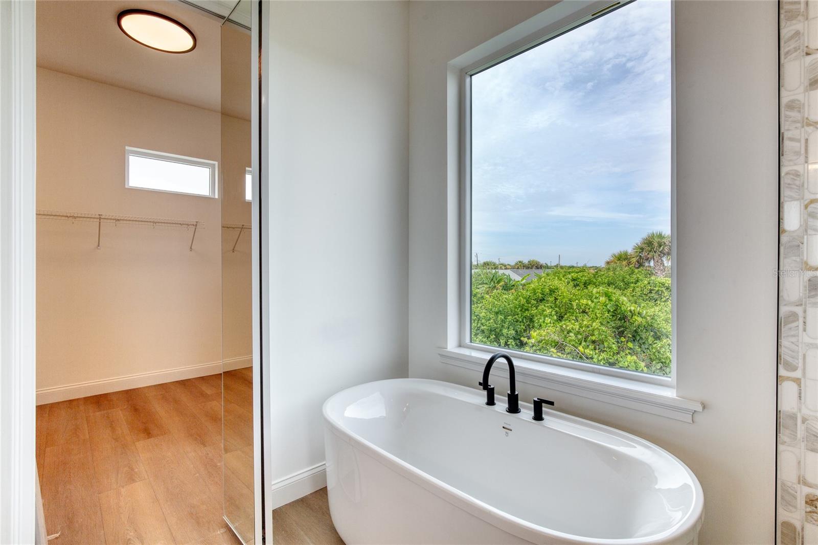 Image 50 of 64 For 32 Ocean Breeze Circle