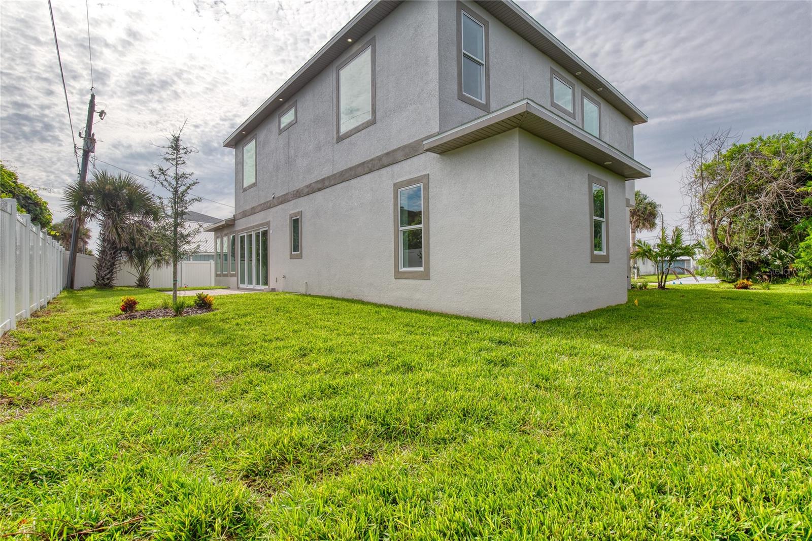 Image 54 of 64 For 32 Ocean Breeze Circle