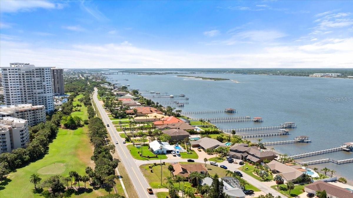 Image 70 of 77 For 2924 River Point Drive