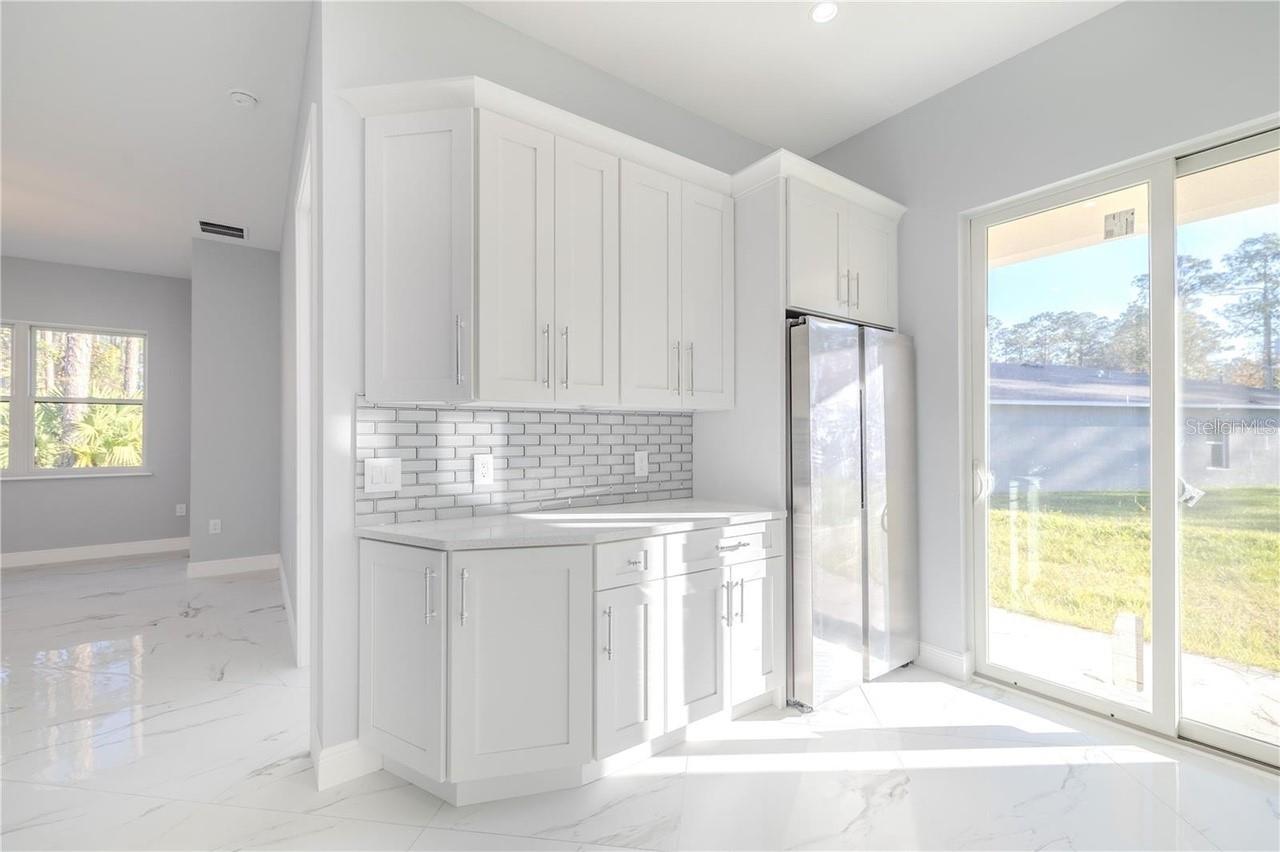 Image 11 of 18 For 87 Wheatfield Drive A-b