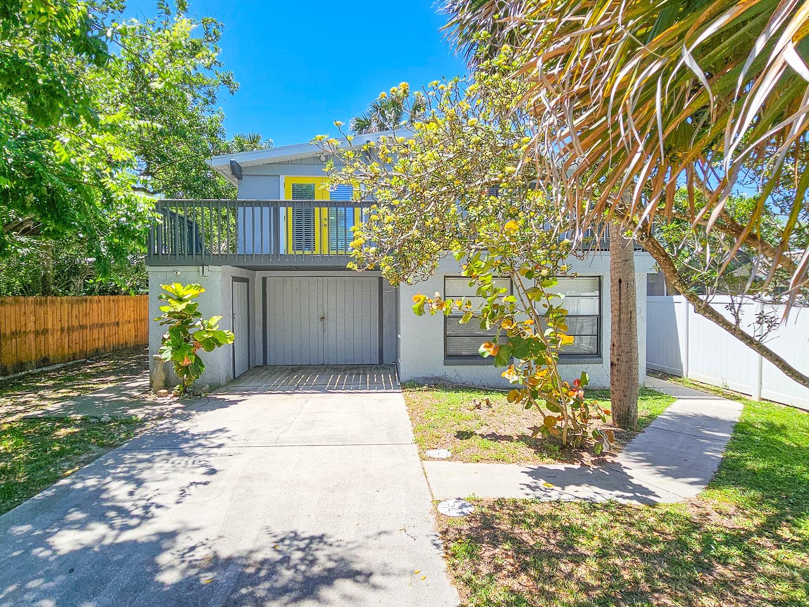 Image 2 of 44 For 1427 Daytona Avenue