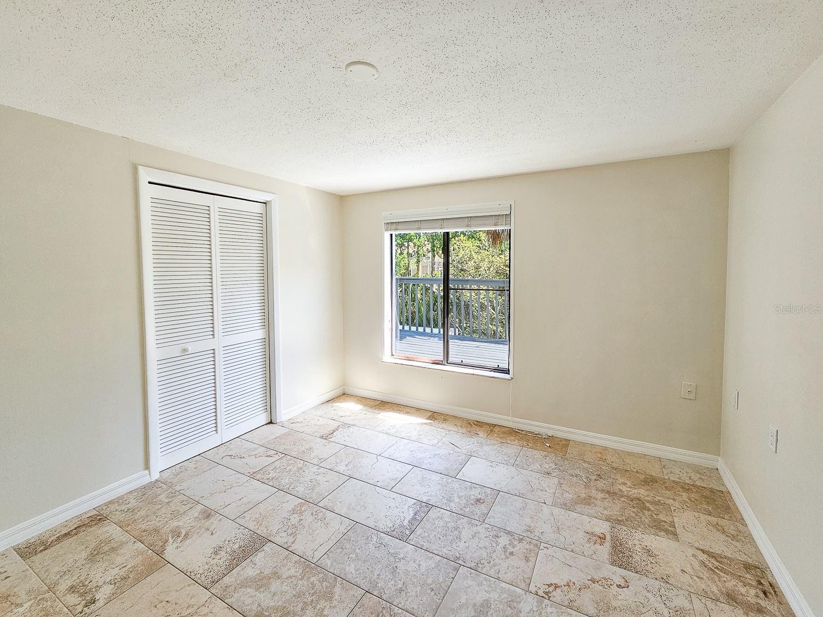 Image 20 of 44 For 1427 Daytona Avenue