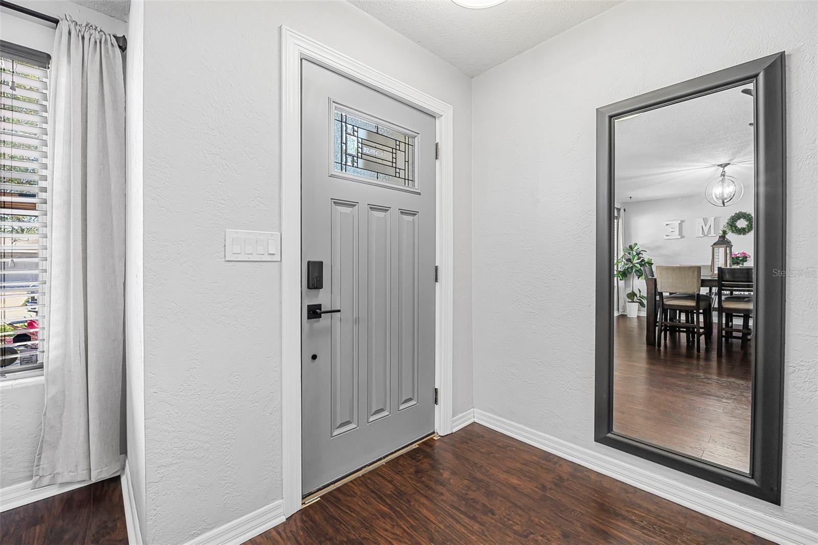 Image 4 of 31 For 1836 Biscayne Avenue