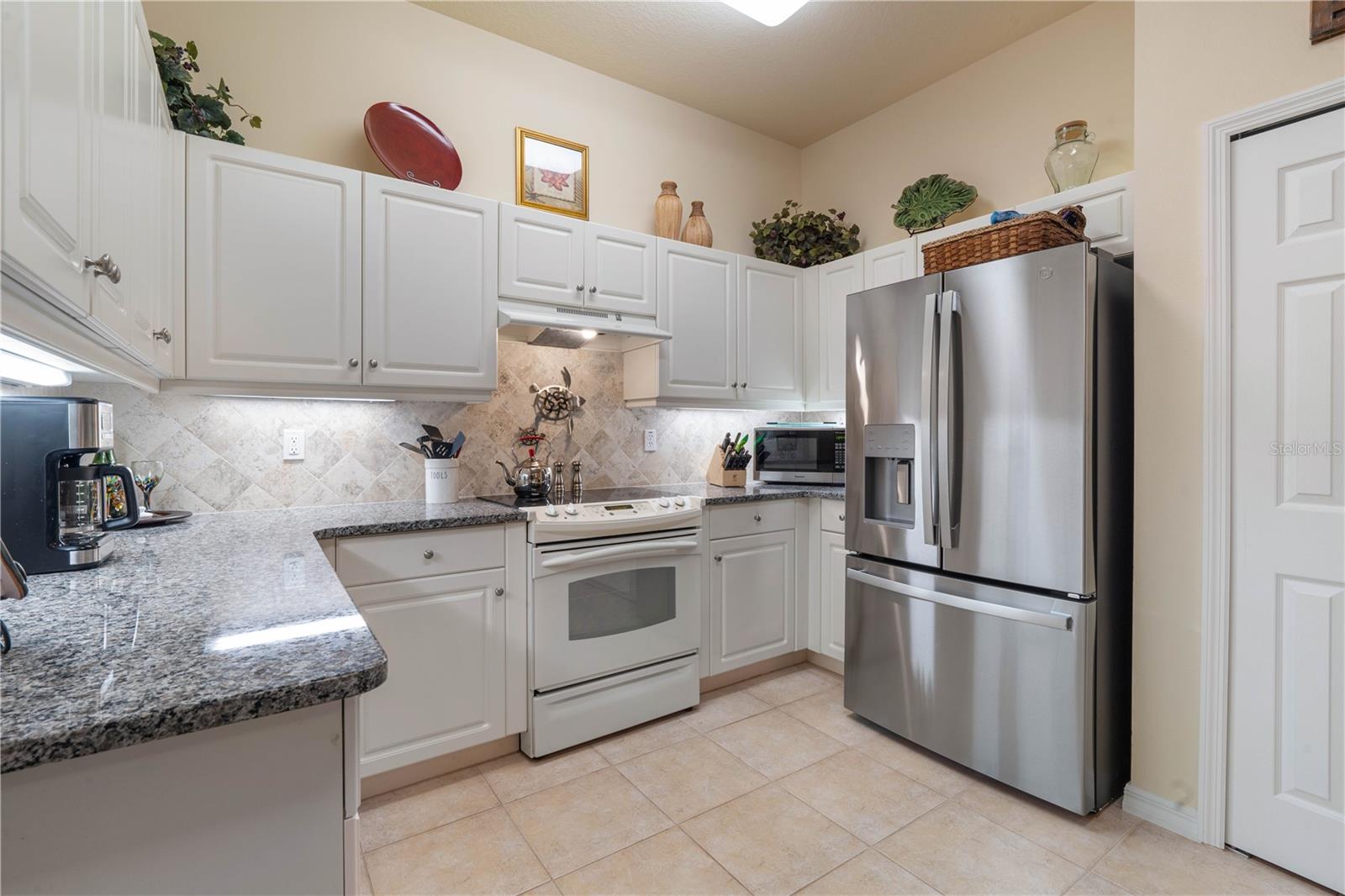 Image 12 of 45 For 1127 Hansberry Court