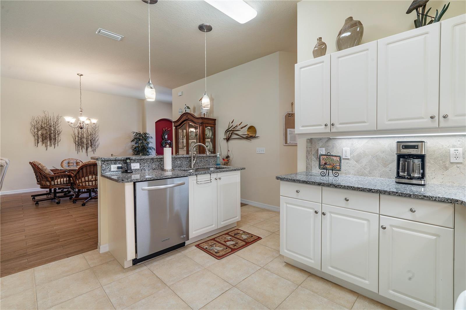 Image 13 of 45 For 1127 Hansberry Court