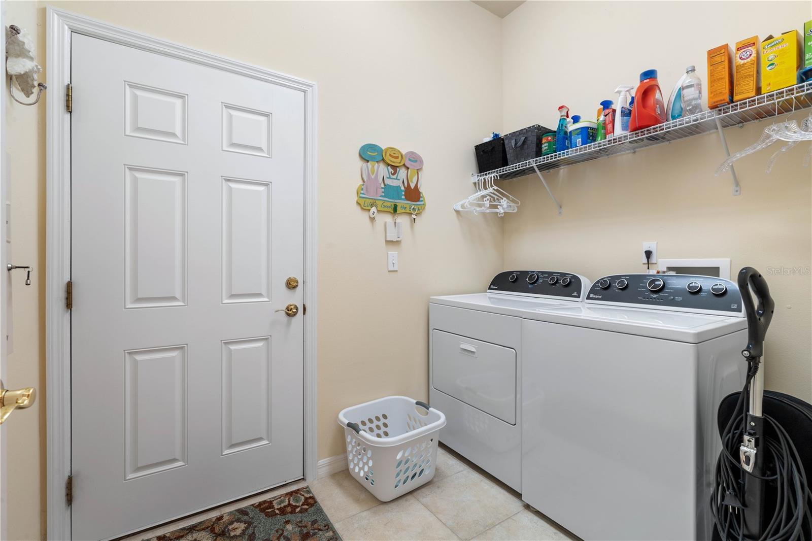 Image 26 of 45 For 1127 Hansberry Court