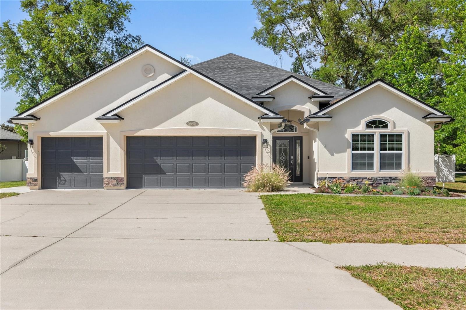 Image 2 of 47 For 2645 Cody Drive