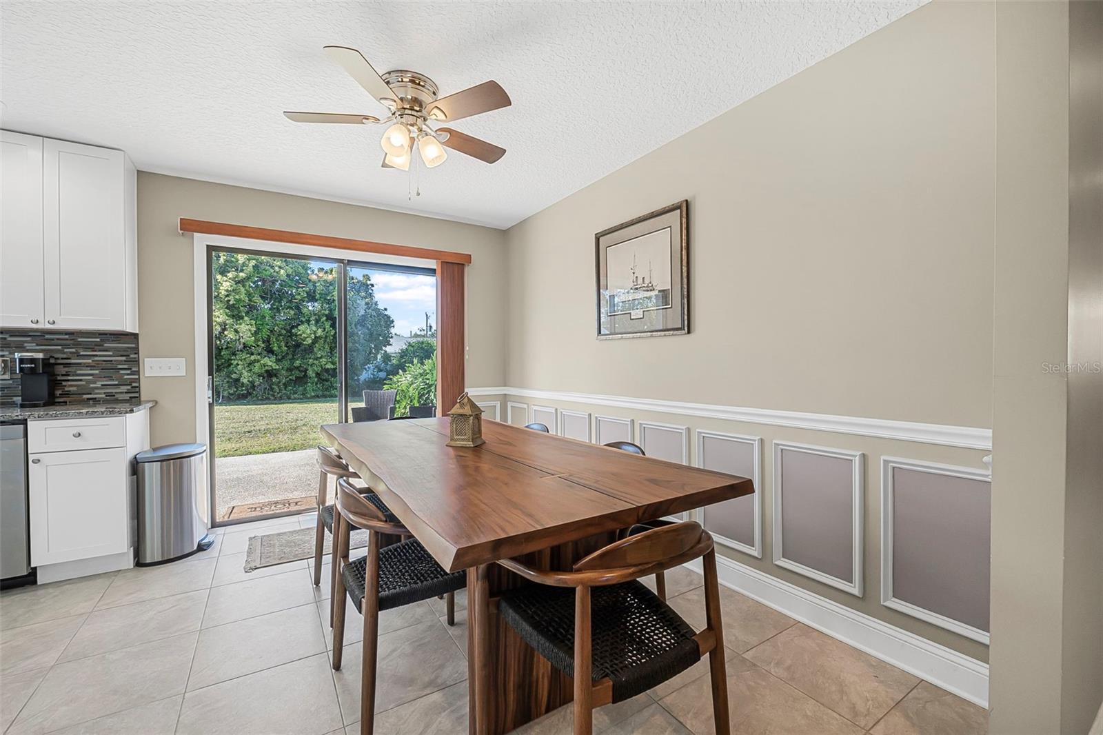 Image 10 of 36 For 83 Folcroft Lane