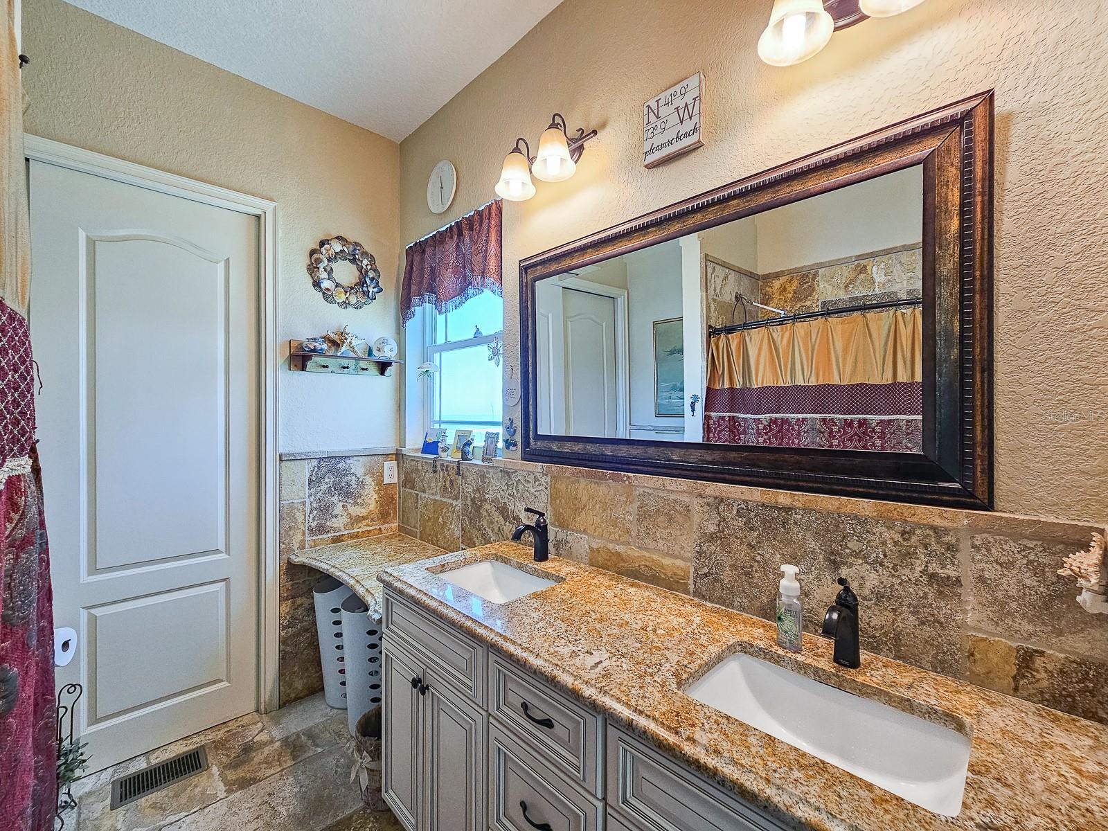 Image 30 of 61 For 2288 Ocean Shore Boulevard