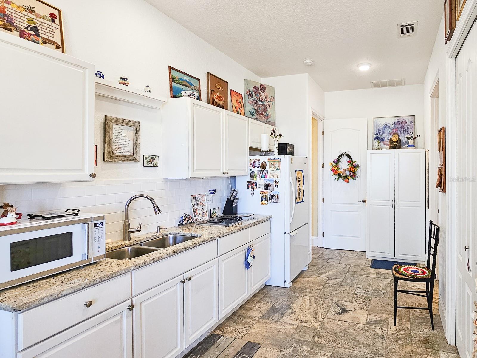 Image 45 of 61 For 2288 Ocean Shore Boulevard