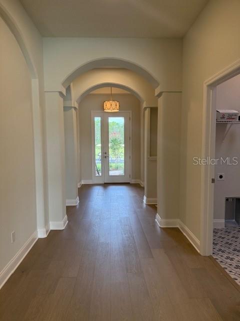 Image 7 of 11 For 250 Hawthorn Avenue