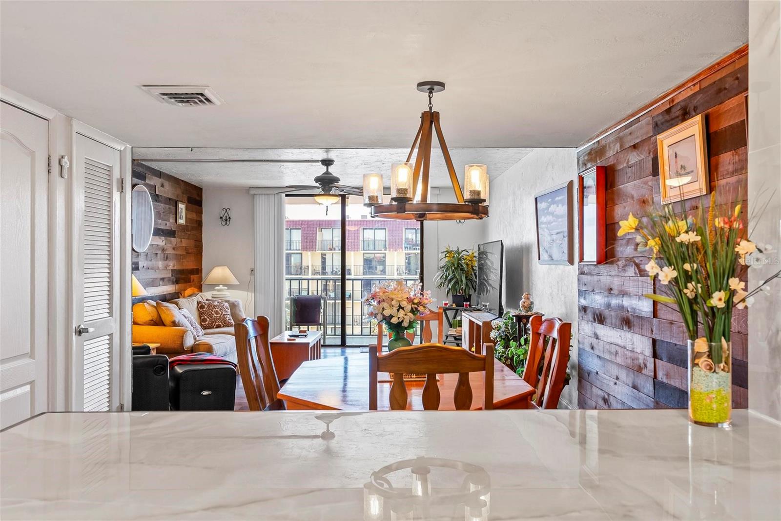 Image 3 of 40 For 1441 Atlantic Avenue 417