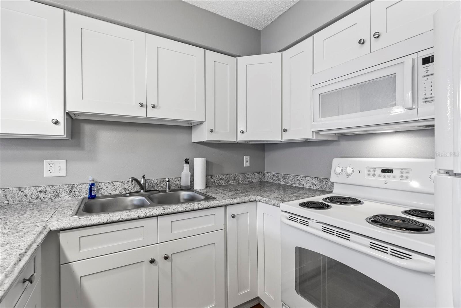 Image 10 of 22 For 1441 Atlantic Avenue 211
