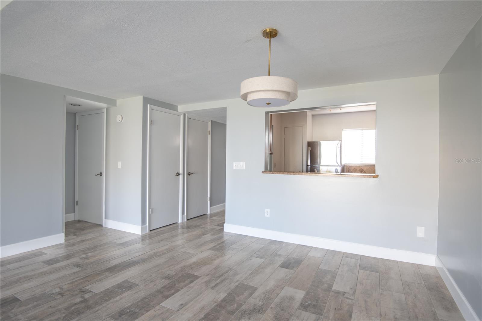Image 10 of 31 For 8550 A1a #331 S 33131