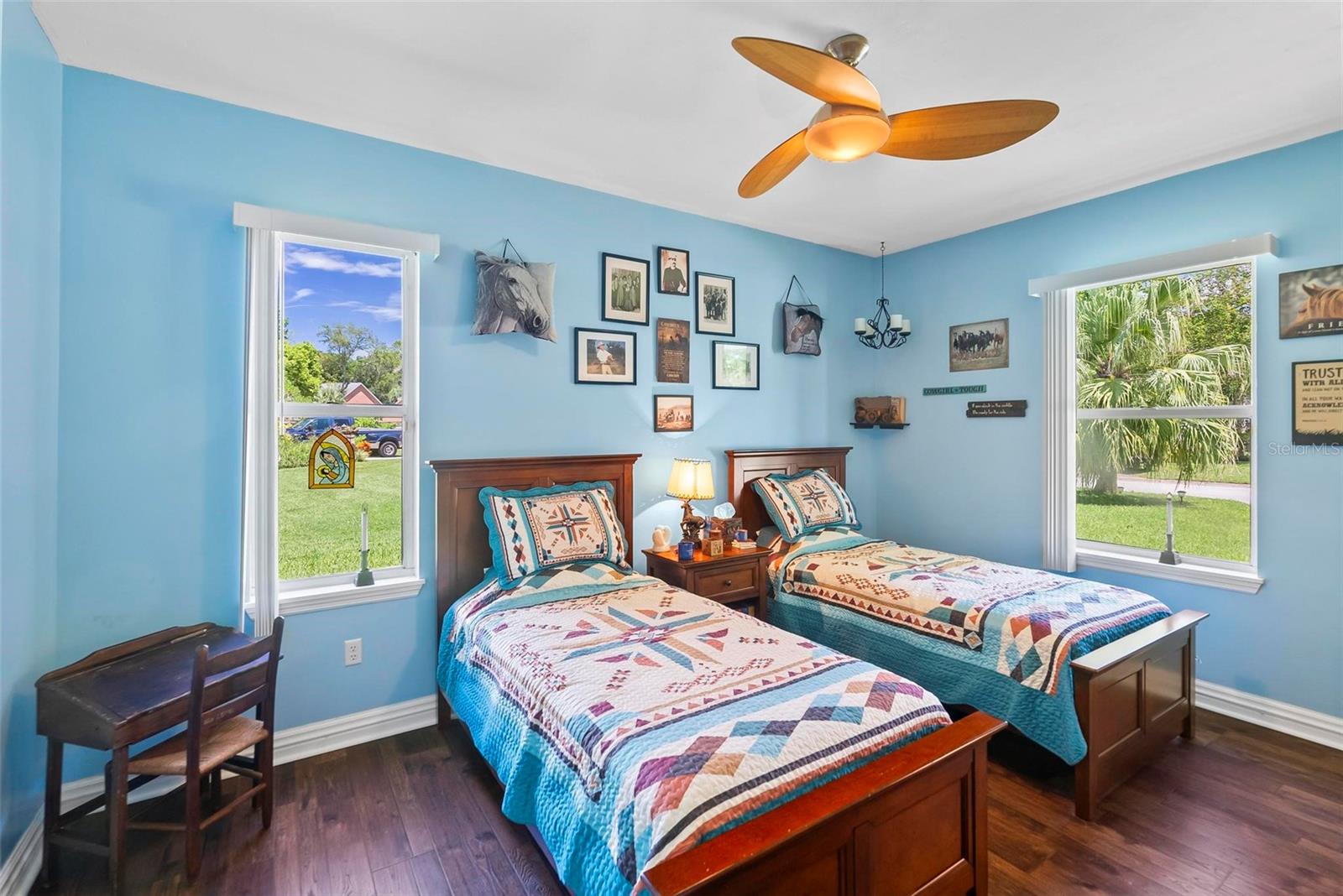 Image 33 of 100 For 27 Winding Creek Way