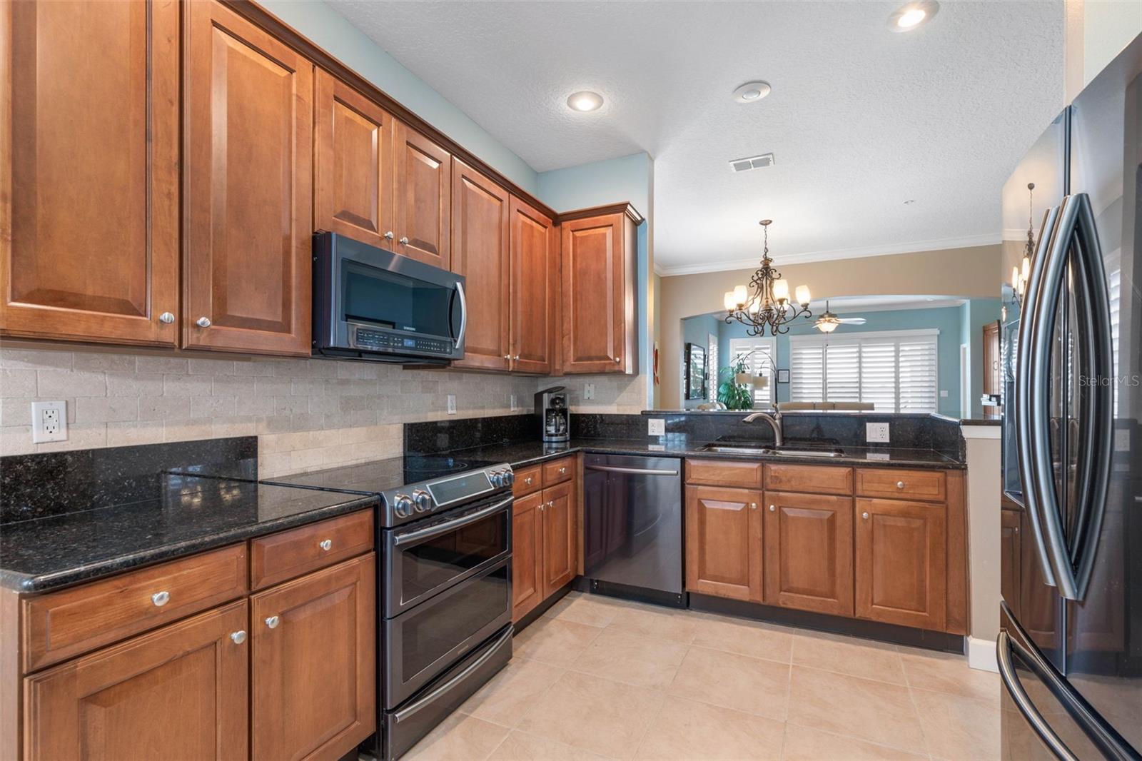 Image 18 of 82 For 1000 Cinnamon Beach Way 941
