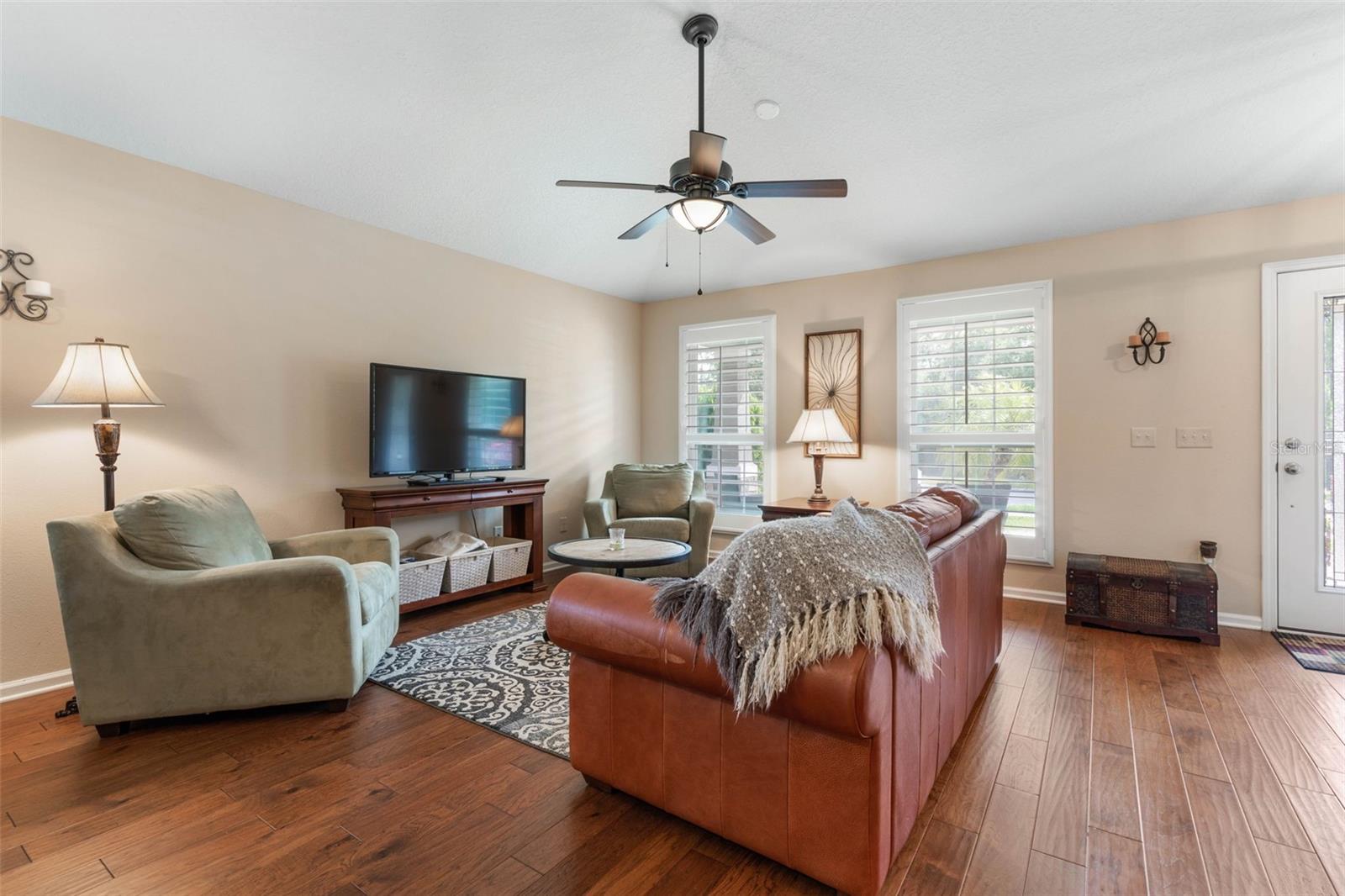 Image 10 of 68 For 88 Arena Lake Drive