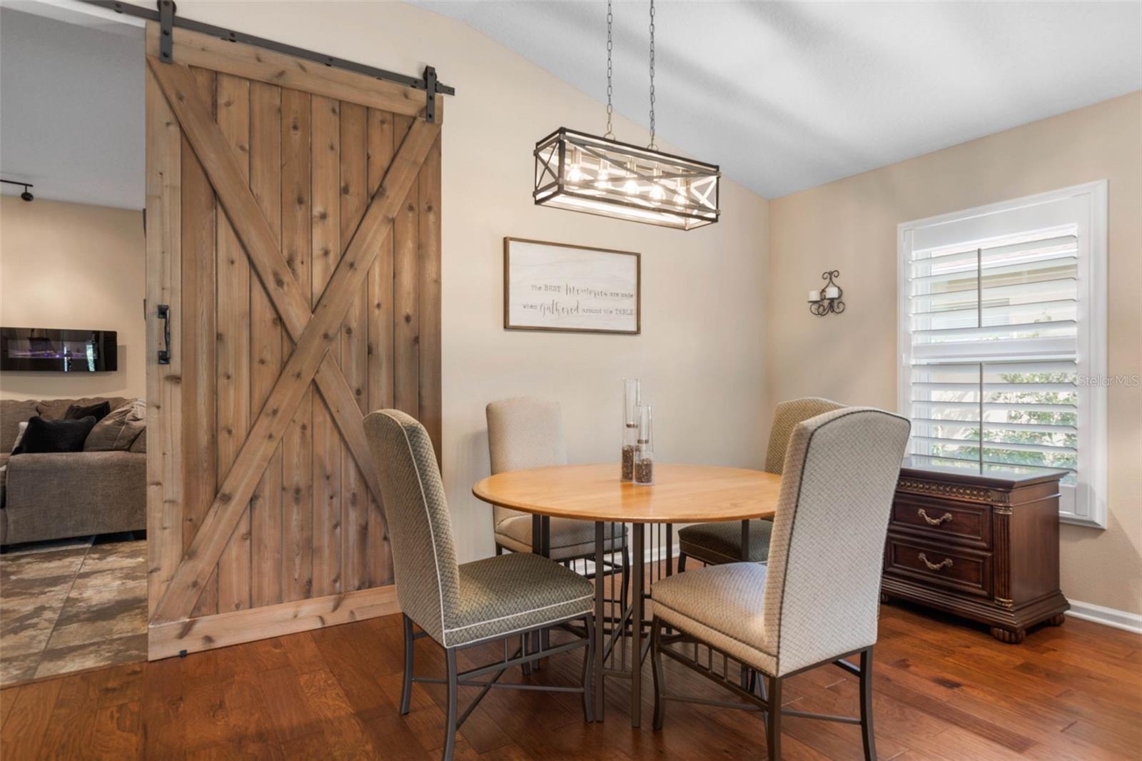 Image 13 of 68 For 88 Arena Lake Drive