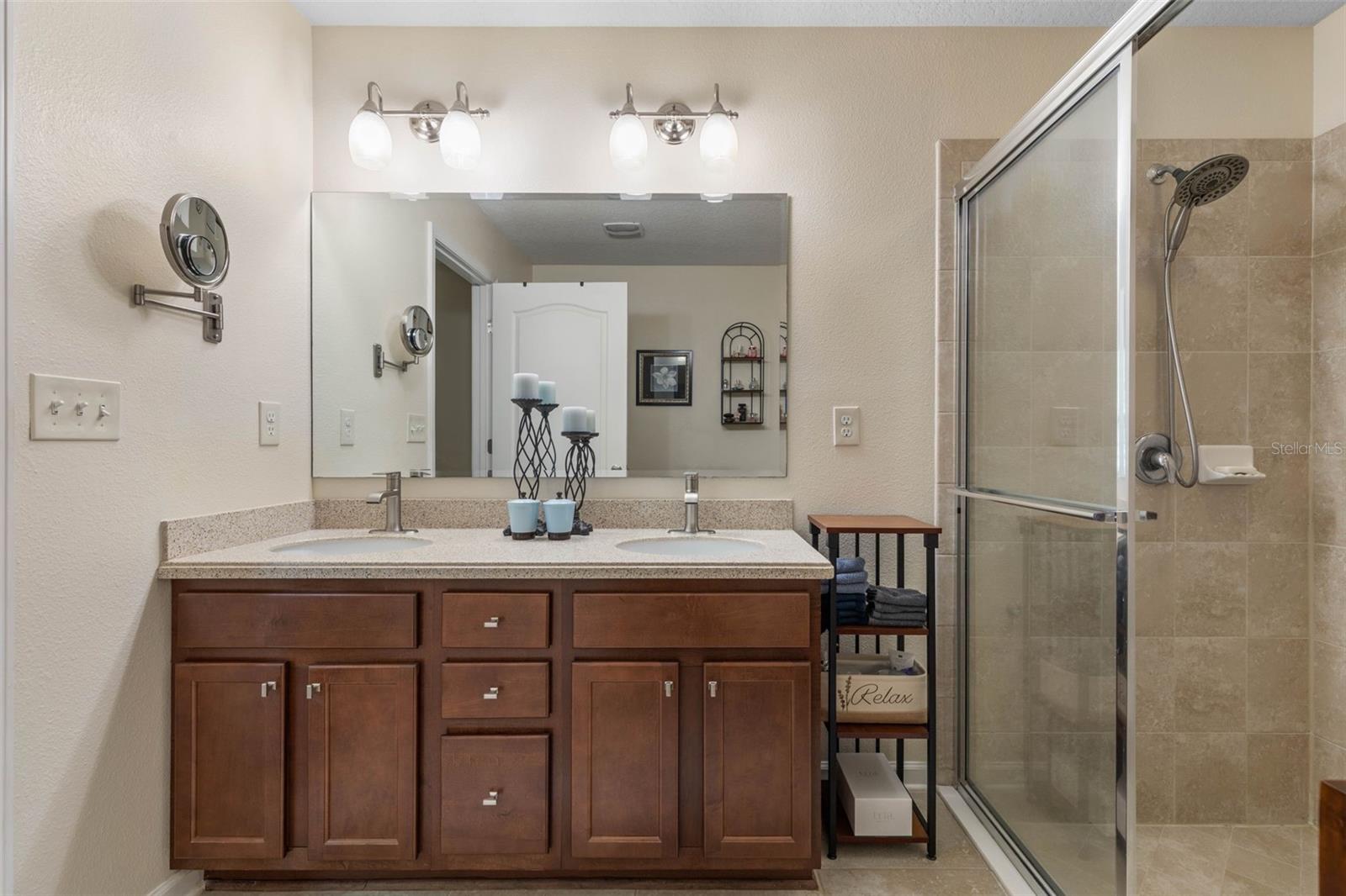 Image 28 of 68 For 88 Arena Lake Drive